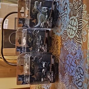 Brand new Jurassic world pull back power Dino cars 3 different ones